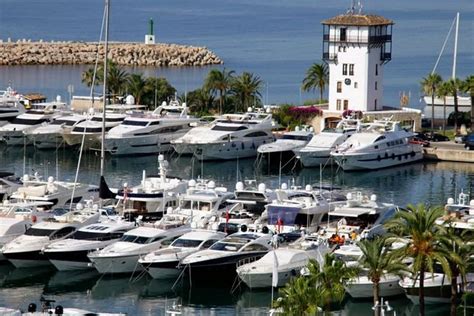 Marinas and moorings in Mallorca (Majorca).